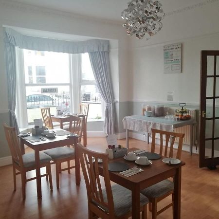 No 6 Quality Guesthouse ランディドノー エクステリア 写真